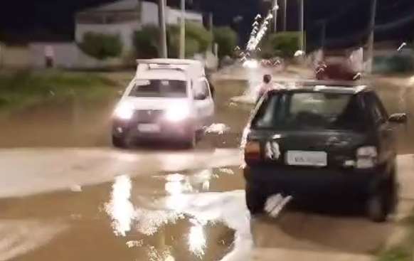 Opinião do Leitor – Alagamento na Av. dos Minérios expõe a falta de saneamento básico em Petrolina