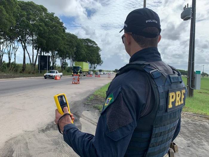 PRF inicia 3ª operação em pontos mais críticos de rodovias pernambucanas