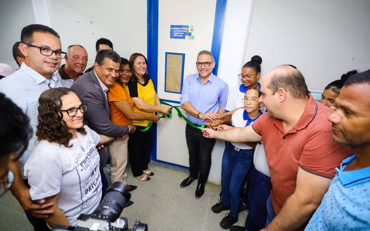 Juazeiro passa a contar com primeiro Laboratório de Ciências da rede municipal