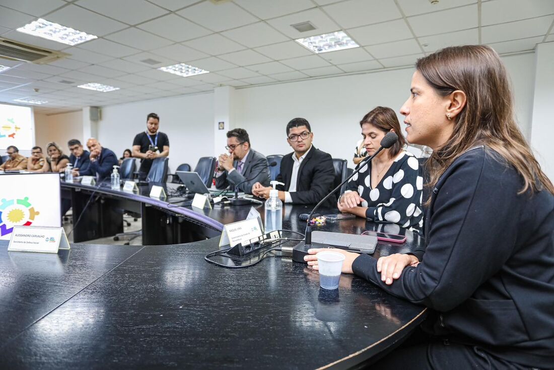 Raquel Lyra envia projeto de extinção das faixas salariais para Alepe — Blog Edenevaldo Alves