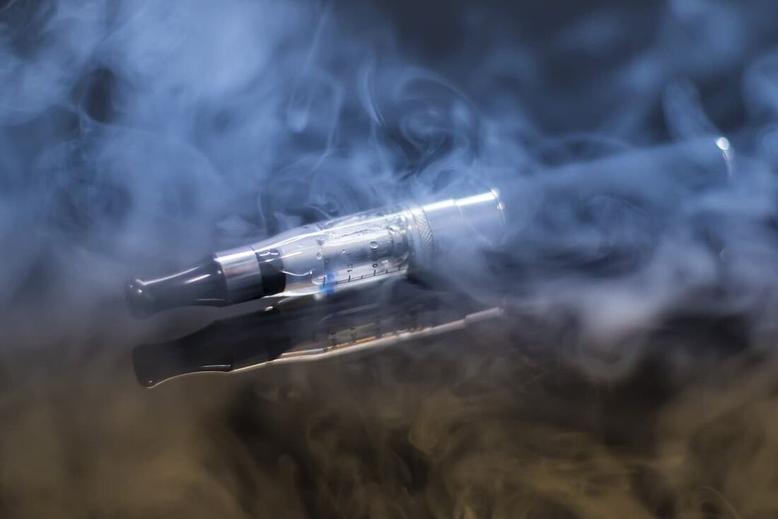 Projeto do cigarro eletrônico deve ser votado em comissão no Senado nesta terça-feira (20)