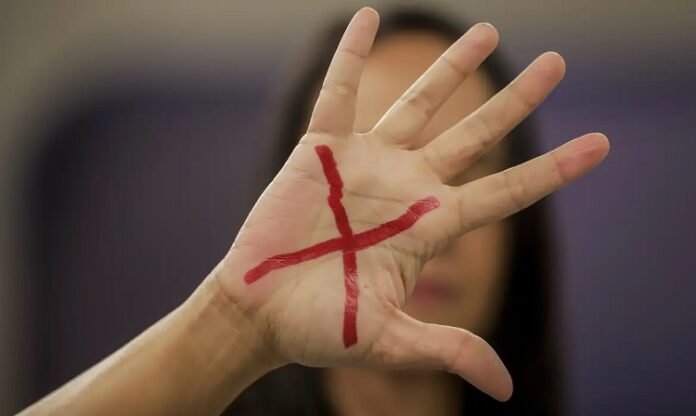 Com aumento de 20%, Pernambuco tem média de um feminicídio a cada 4 dias