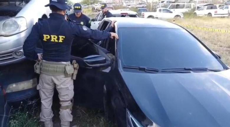 PRF-PE realiza treinamento para combater fraudes veiculares