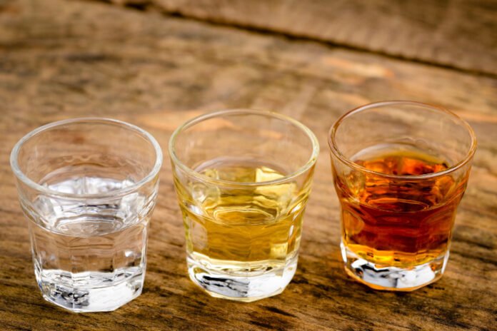 Metanol: Ministério Público de Pernambuco discute uniformização de ações para combater comercialização de bebidas adulteradas