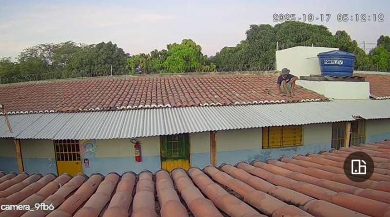 Pela 15ª vez, creche no Dom Avelar é arrombada e comunidade se revolta