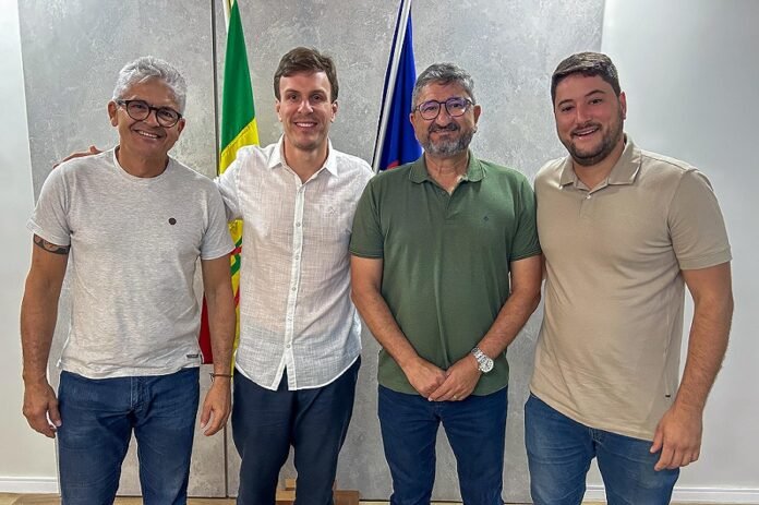 Eleições 2026: Prefeito de Santa Maria da Boa Vista (PE), George Duarte, defende nome de Miguel Coelho para o Senado