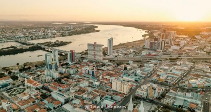 Defesa Civil alerta para umidade do ar abaixo de 20% até sexta-feira (7) em Petrolina (PE)
