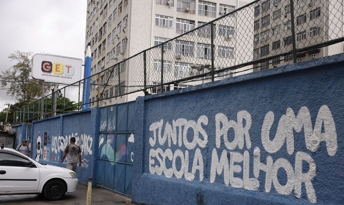 Metade dos envolvidos com tráfico de drogas não chega ao ensino médio, diz estudo