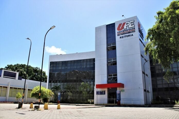 Governo de Pernambuco anuncia seleção pública simplificada de 55 técnicos de Administração para a UPE