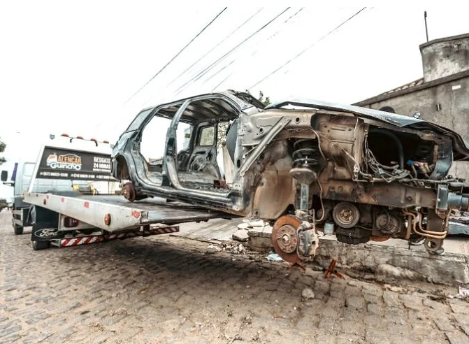 Petrolina + Limpa: ação resultou na retirada de 360 veículos abandonados das vias públicas em 2025 Petrolina + Limpa: ação resultou na retirada de 360 veículos abandonados das vias públicas em 2025