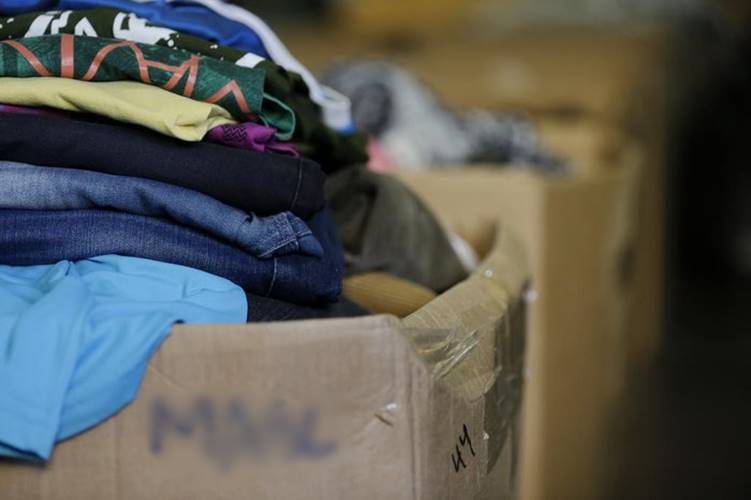 Centro Pop de Juazeiro arrecada roupas para pessoas em situação de rua