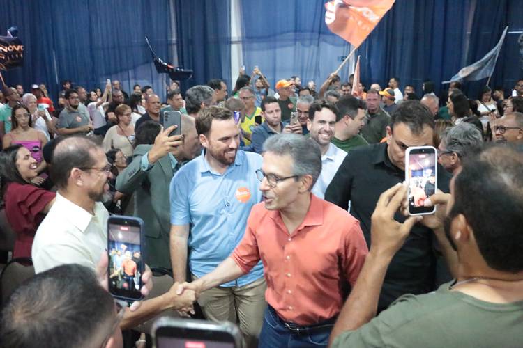 Encontro do Novo em PE reúne governador de MG e quase mil mil pessoas