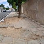 Danos em calçada geram preocupação na Areia Branca; prefeitura responde
