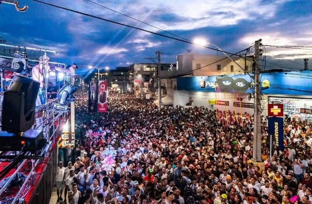 30 de janeiro não será mais feriado no Carnaval de Juazeiro: “Desrespeito e desorganização”, desabafa leitor após novo decreto da prefeitura 30 de janeiro não será mais feriado no Carnaval de Juazeiro: “Desrespeito e desorganização”, desabafa leitor após novo decreto da prefeitura