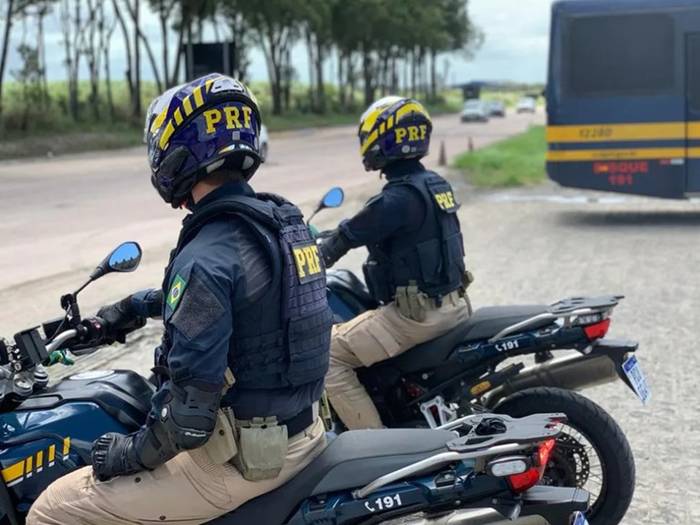 Suspeito de roubar moto no Grande Recife é preso pela PRF logo após crime