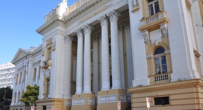 TJPE anula provas para cargo de técnico judiciário por fraude TJPE anula provas para cargo de técnico judiciário por fraude